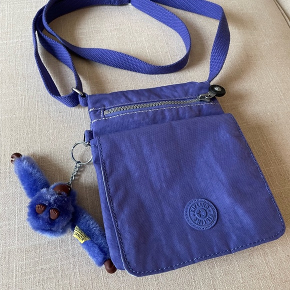 Kipling Handbags - Kipling // Eldorado Crossbody Bag